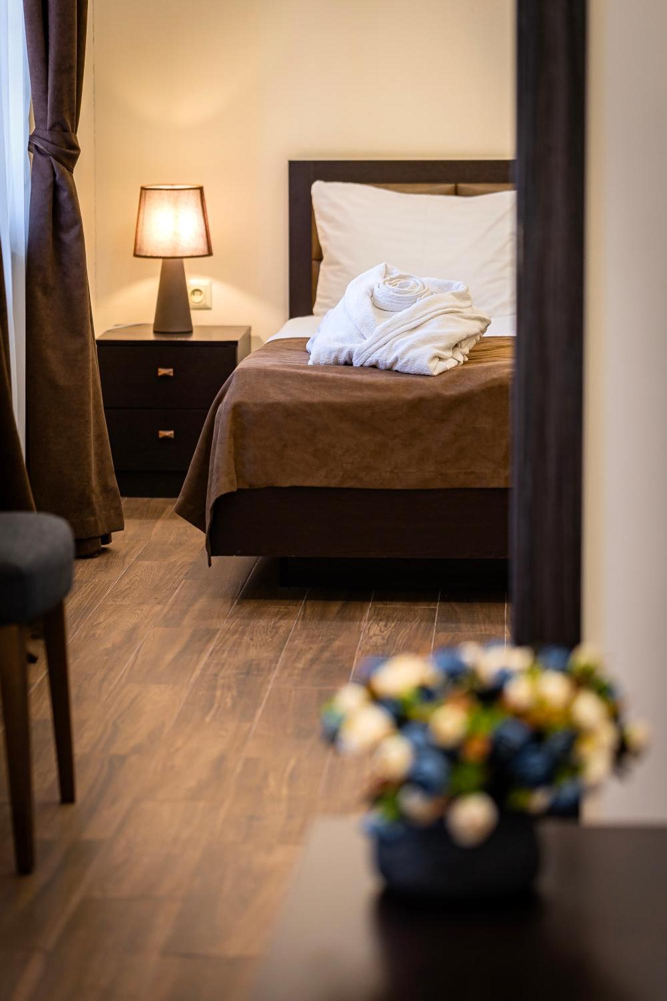 Boutique Living Hotel エレバン エクステリア 写真
