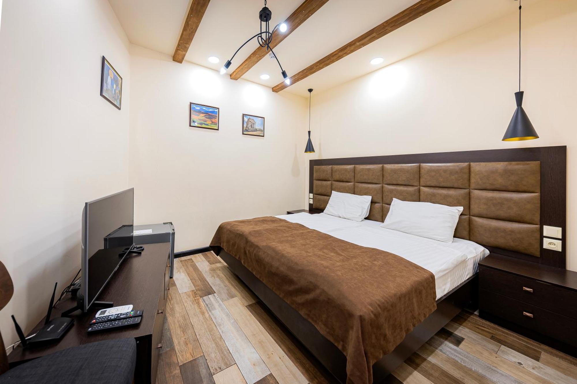 Boutique Living Hotel エレバン エクステリア 写真