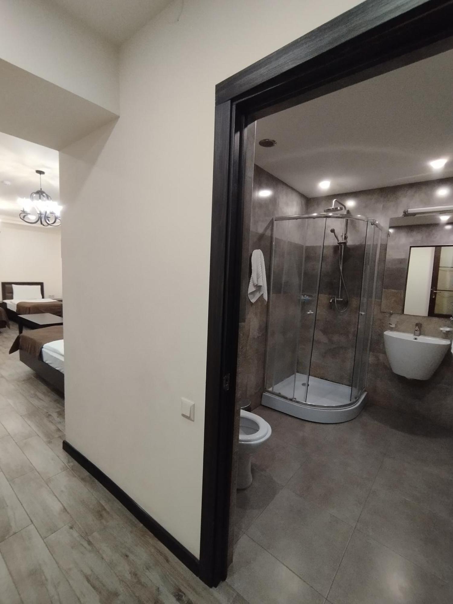 Boutique Living Hotel エレバン エクステリア 写真