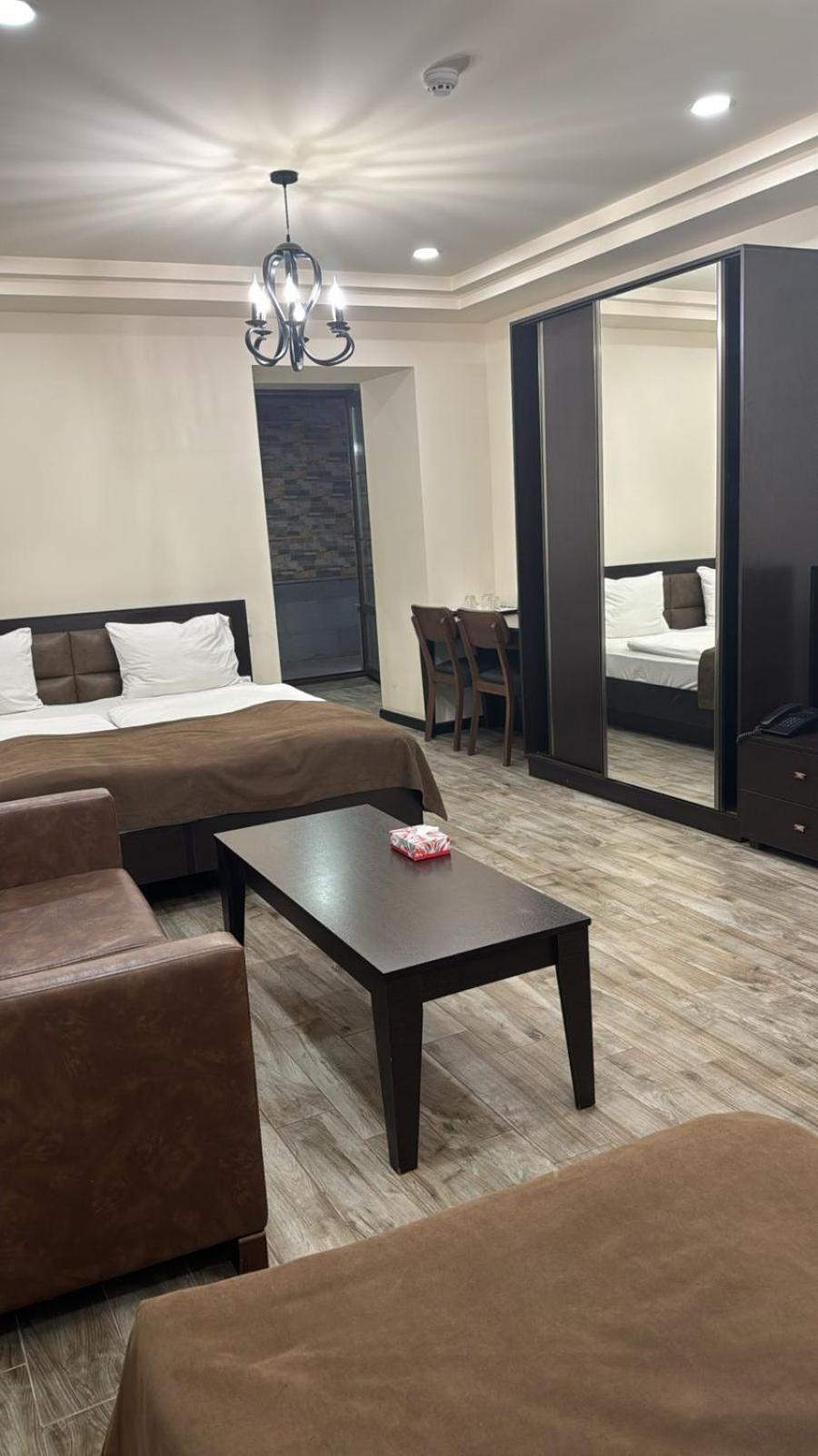 Boutique Living Hotel エレバン エクステリア 写真